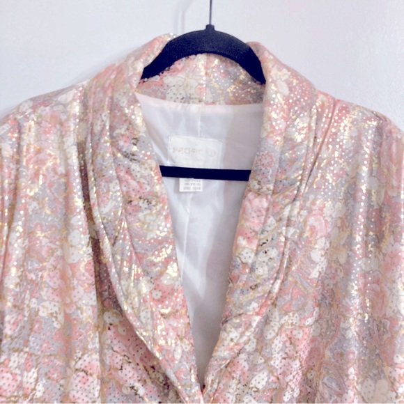 Vintage Pink & Gold Puffer Jacket Med/Lrg - Picture 2 of 11